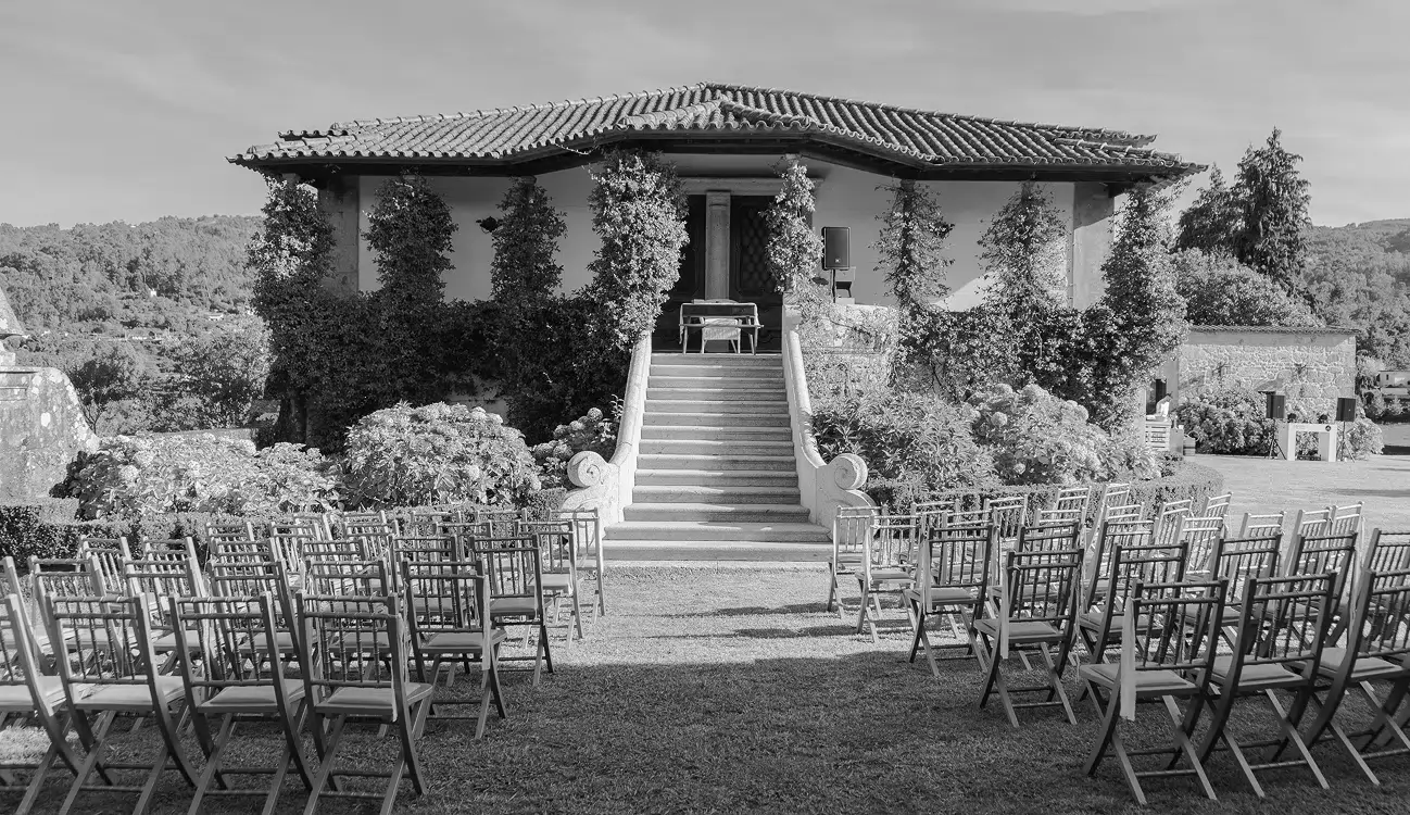 Outdoor wedding ceremony venue